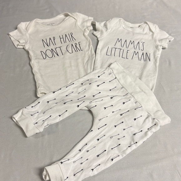 Rae Dunn - Baby Onesie and pants set - Picture 1 of 6
